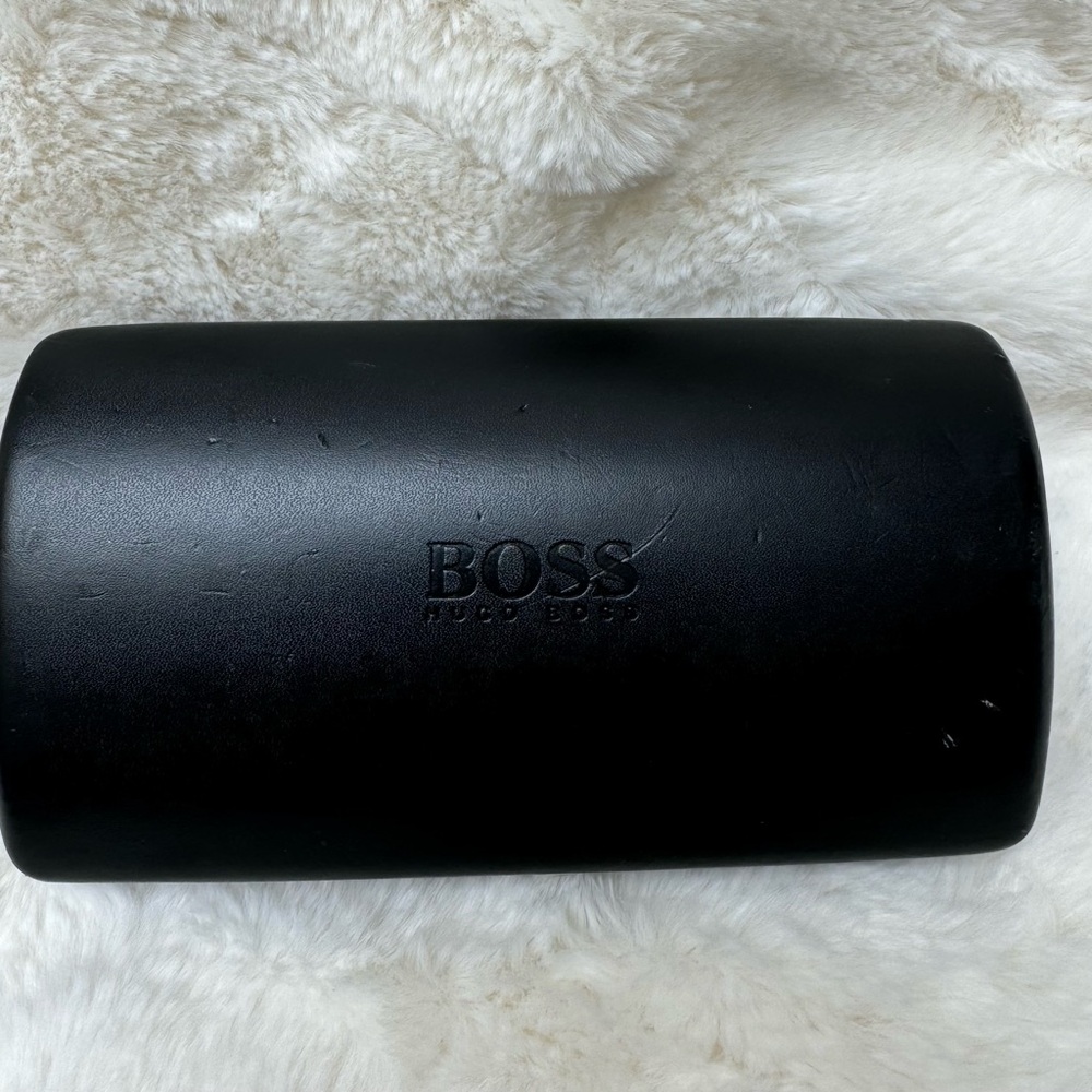 Hugo Boss sunglasseses - Picture 8 of 10